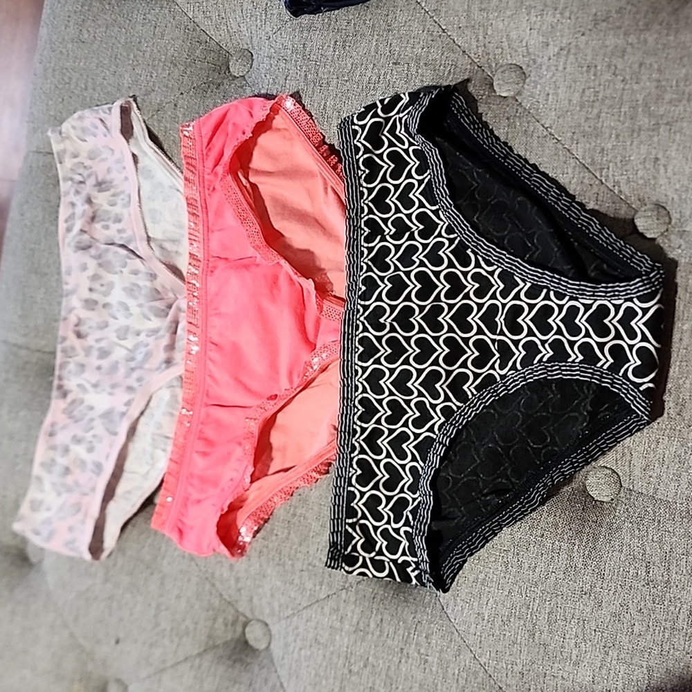 Victoria's secret cotton underwear panties size MEDIUM